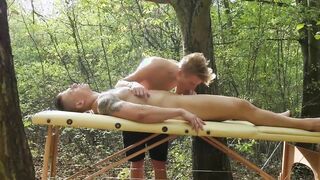 Twink masseur draws solid hunk off prior to riding him