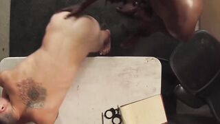 Inked jock hardcore BBC bareback drilling for shoplifting
