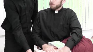 Insidious church  dildo bored and 3way banged sans protection