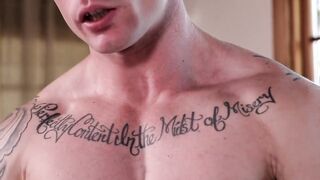 Muscular dude Markie loves to pound Toms sweet and tight ass