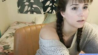 Chat with me in my cozy chatroom