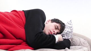 Bristly and studly stepdad barebacks his twink stepson
