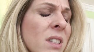 Sexy mother perches on small adolescents face to lick her pussy