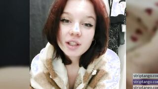 Come join me in my buzzing chatroom Hoe 2