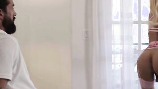 Trans hooker Brittney Kade analed by stepbrother