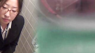 The hottest angle of Japanese babes pissing in the toilet