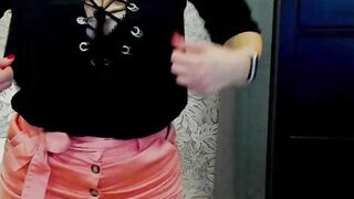 German MILF flashes breasts on solo webcam show