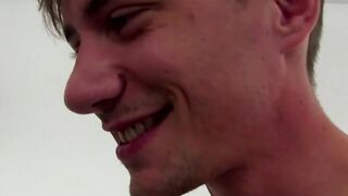 Two amateurs Sam & Gage banging young chicks wet pussy