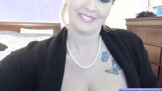 Join me for a chat in my inviting chatroom Hoe 2
