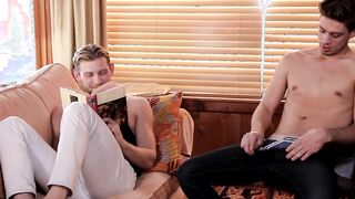 Twink boyfriends Michael Del Ray and Jacob Peterson fuck raw
