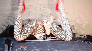 Horny Girl Enjoys Pussy Spanking and Torturing