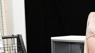 Riley Star Is A Bitch Gloryhole BBC Slut