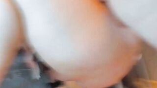 Nerdy Big Butt PAWG Has Body Shaking Gushy Squirts