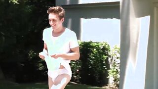 Open air enthusiastic sans protection sex with youthful twink and muscle head
