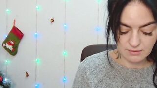 Brunette amateur Ukrainian babe webcam solo