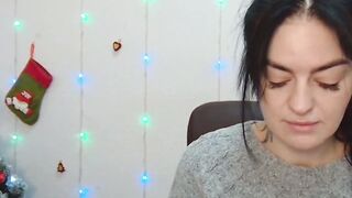 Brunette amateur Ukrainian babe webcam solo