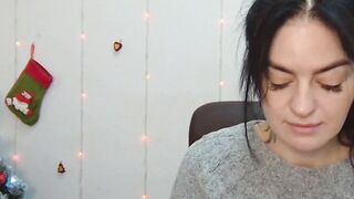 Brunette amateur Ukrainian babe webcam solo