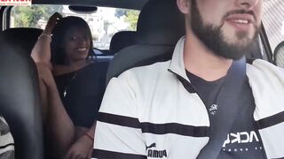 FUI PEGAR MINHA PRIMINHA QUE CHEGOU DO RIO DE JANEIRO, ACREDITA QUE ELA JÁ VEIO SEM CALCINHA PRA MIM PROVOCAR DENTRO DO CARRO! ANGEL DINIZZ - LEO SKULL