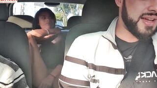 FUI PEGAR MINHA PRIMINHA QUE CHEGOU DO RIO DE JANEIRO, ACREDITA QUE ELA JÁ VEIO SEM CALCINHA PRA MIM PROVOCAR DENTRO DO CARRO! ANGEL DINIZZ - LEO SKULL