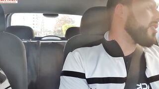 FUI PEGAR MINHA PRIMINHA QUE CHEGOU DO RIO DE JANEIRO, ACREDITA QUE ELA JÁ VEIO SEM CALCINHA PRA MIM PROVOCAR DENTRO DO CARRO! ANGEL DINIZZ - LEO SKULL
