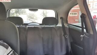 FUI PEGAR MINHA PRIMINHA QUE CHEGOU DO RIO DE JANEIRO, ACREDITA QUE ELA JÁ VEIO SEM CALCINHA PRA MIM PROVOCAR DENTRO DO CARRO! ANGEL DINIZZ - LEO SKULL