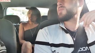 FUI PEGAR MINHA PRIMINHA QUE CHEGOU DO RIO DE JANEIRO, ACREDITA QUE ELA JÁ VEIO SEM CALCINHA PRA MIM PROVOCAR DENTRO DO CARRO! ANGEL DINIZZ - LEO SKULL