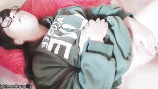 Amateur 18 year old masturbating - Hana Lily