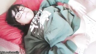 Amateur 18 year old masturbating - Hana Lily