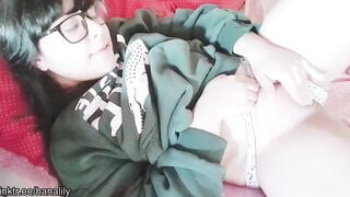 Amateur 18 year old masturbating - Hana Lily