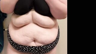 ssbbw shows off into bikini