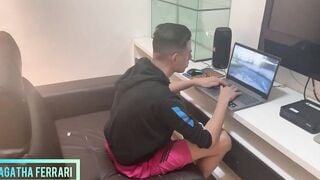 DANDO MEU CUZINHO PARA MEU PRIMO NOVINHO - Victor Hugo (COMPLETO NO RED)