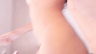 Big Booty Colombian MILF Has Gushy Wet Squirt Orgasms