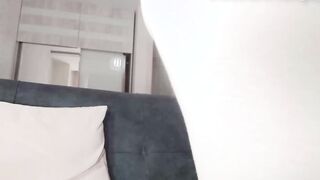 Fat Pussy Squirting Orgasms In Yoga Pants