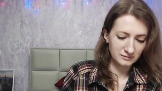 Afghan amateur babe flashing boobs on solo webcam show