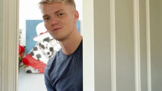Stepbrothers Kyle Brant and Greyson Lane kiss and bareback