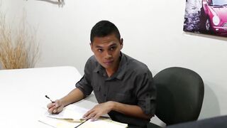 Executive Daddy sucked off before barebacking Asian twink