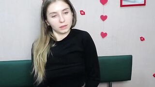 Young Ukrainian dancing on webcam solo private show