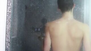 Jasper Robinson appreciates snapping his dick while showering