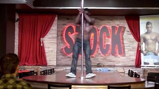 Mature dude sucks black male strippers cock after dancing