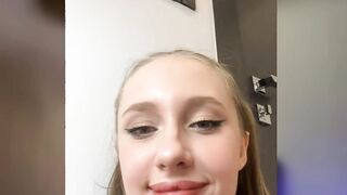 Dirty_Pill Free erotic chat at stripTango