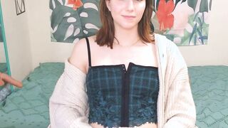 HannahCloe Online sex chat at CharmCams