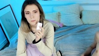Jesse_Jeaniee Online porn shows at stripTango
