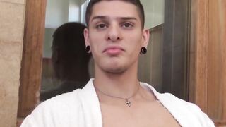 Jock with tattoos beat POV bareback in spa