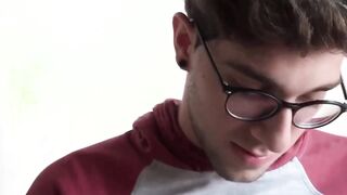 Straight amateur got paid to jerk off his lubed cock on cam