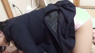 Hot Japanese schoolgirls farting into each others face