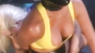 Extreme fingering and rimming of the pussy by hotties in latex suits
