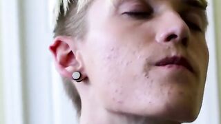 Twink stretches out his narrow butt with a massive fat dildo