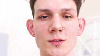Tatted twink Richard Stones big hard cock stroked on cam