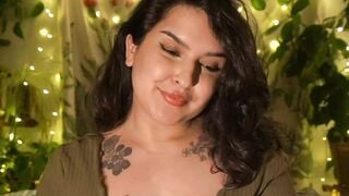 MayaPetite Steamy performance at CharmCams