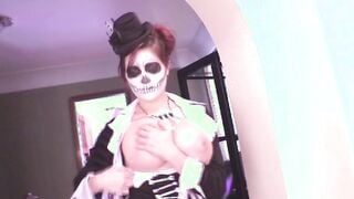 Tessa Fowler - VooDoo Bites one